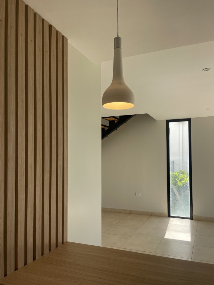 CASA EN VENTA THE POINT COUNTRY - LOTE CENTRAL 
