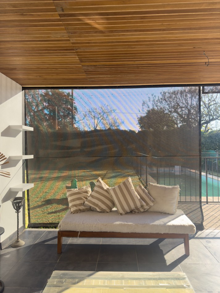 Casa en Country Del Pilar con pileta, galeria y opcion a 4 dormitorios