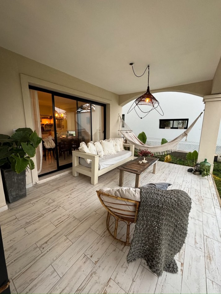 CASA EN VENTA APTA CREDITO | COUNTRY SANTA BARBARA HILLS