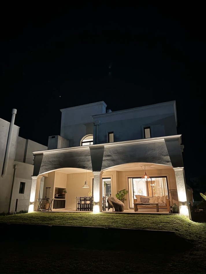 CASA EN VENTA APTA CREDITO | COUNTRY SANTA BARBARA HILLS
