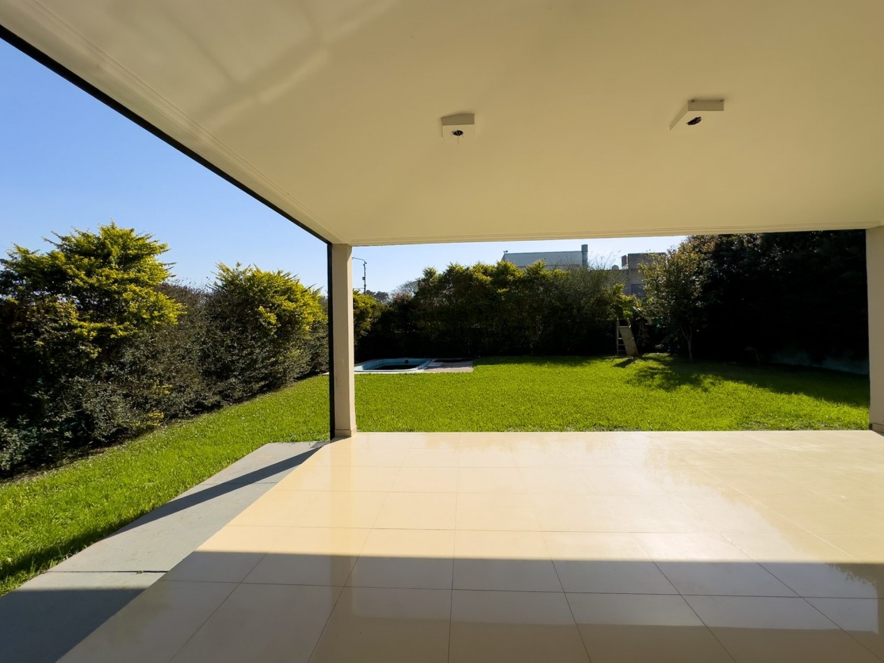Casa Premium en Venta - Plaza Peru 