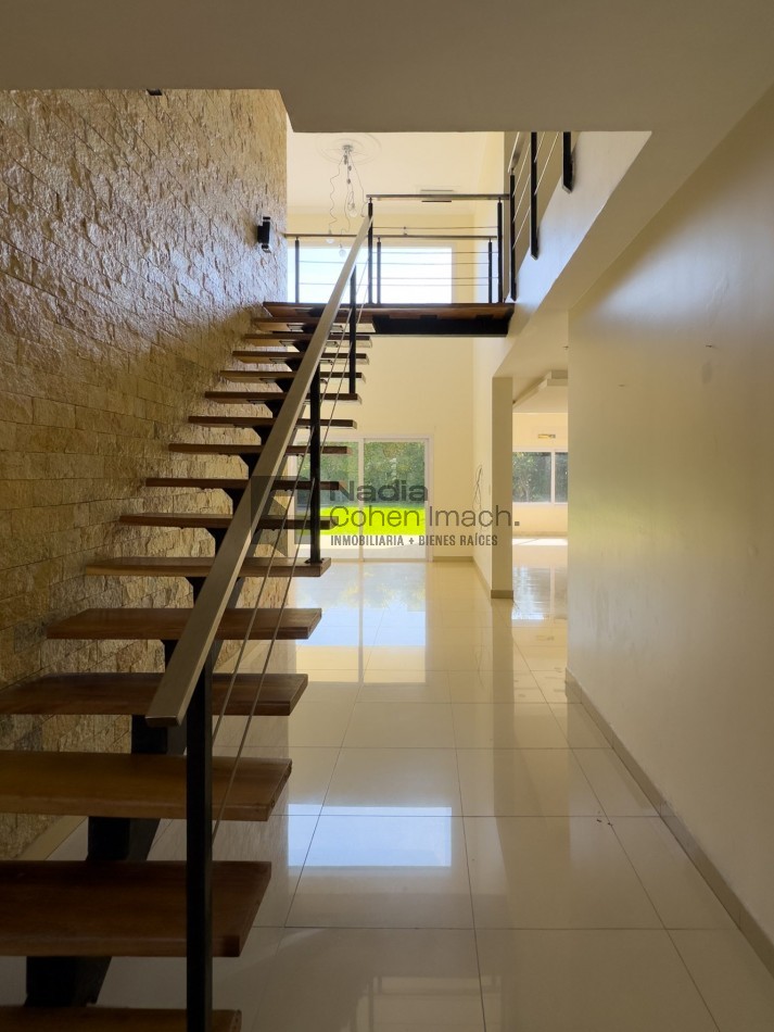 Casa Premium en Venta - Plaza Peru 